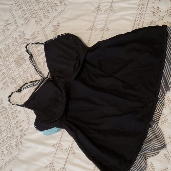 Beach House Swim Tankini (SM) - Picture 4 of 4